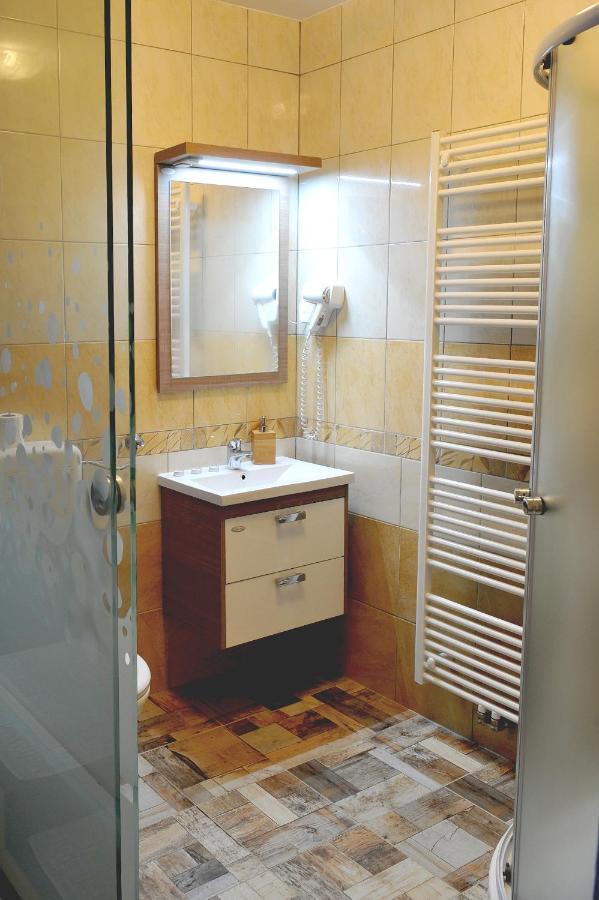 Guest House Hober Prevalje Luaran gambar