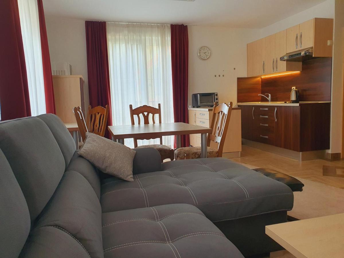 Guest House Hober Prevalje Luaran gambar