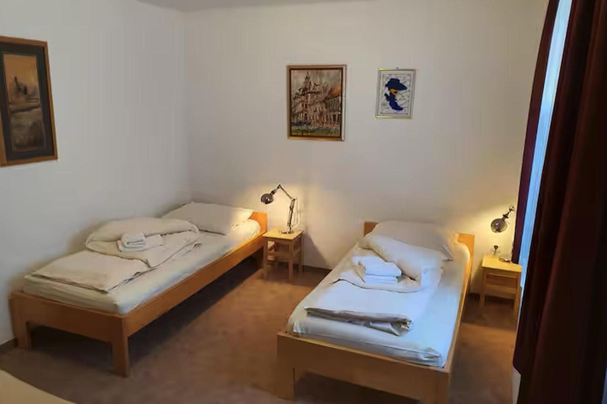 Guest House Hober Prevalje Luaran gambar