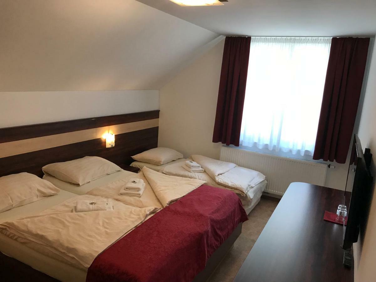 Guest House Hober Prevalje Luaran gambar